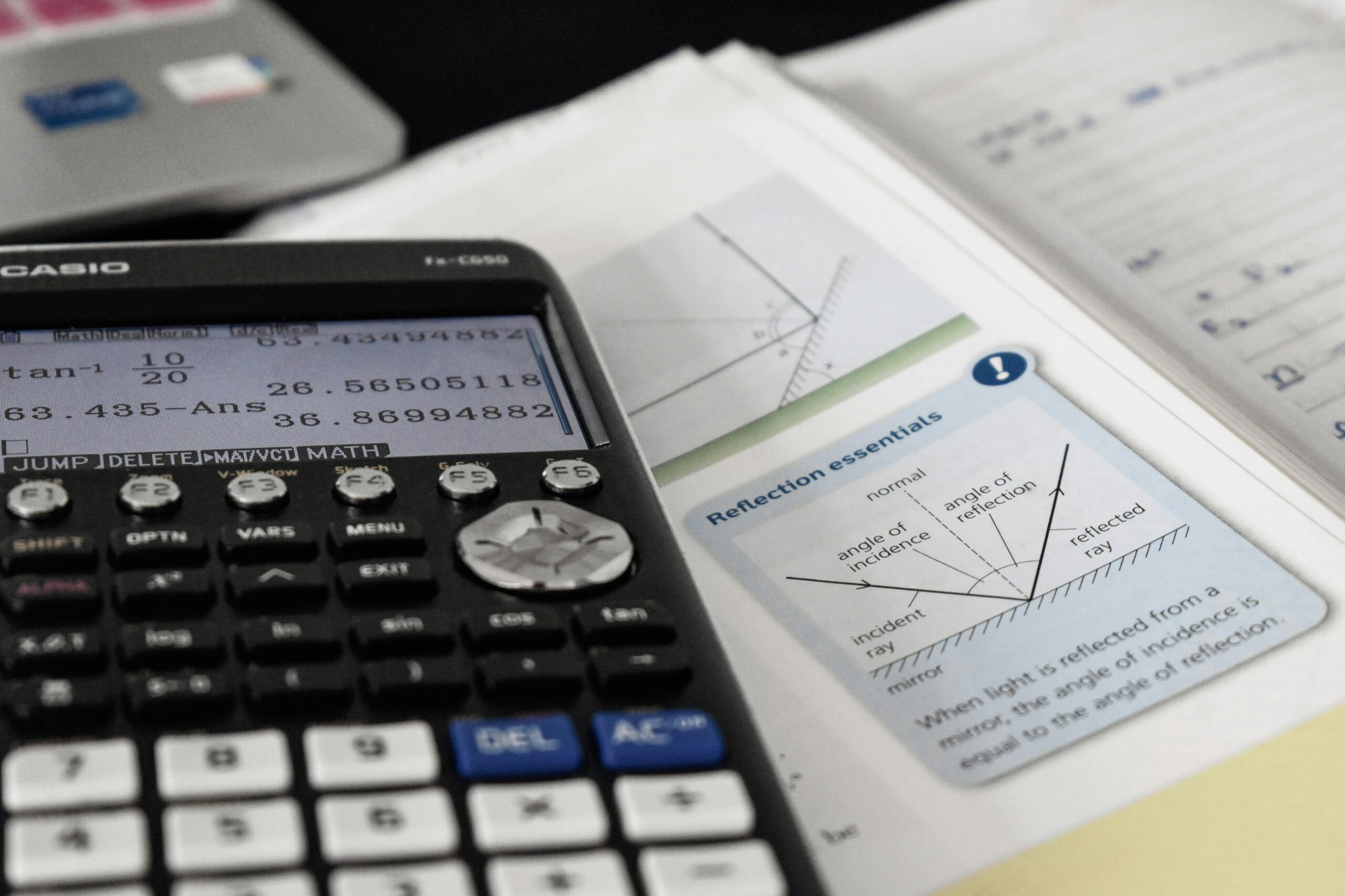 GCSE Maths notes and calculator